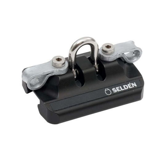 Main sheet car, toggle, bracke